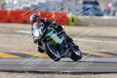 media/Dec-18-2022-SoCal Trackdays (Sun) [[8099a50955]]/Turn 2 (950am)/